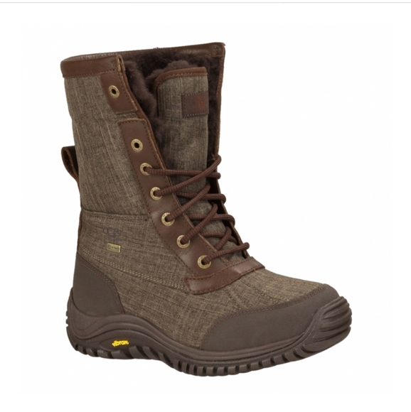 ugg 1005589